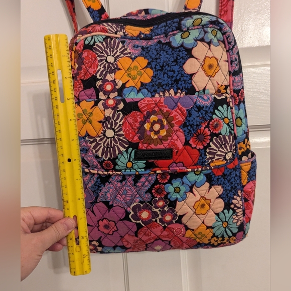 Small Vera Bradley Floral Fiesta Pattern Backpack - Picture 10 of 11